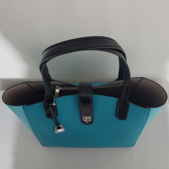 NWT! MICHAEL KORS CASSIE COLORBLOCK LEATHER TOTE - Picture 9 of 14